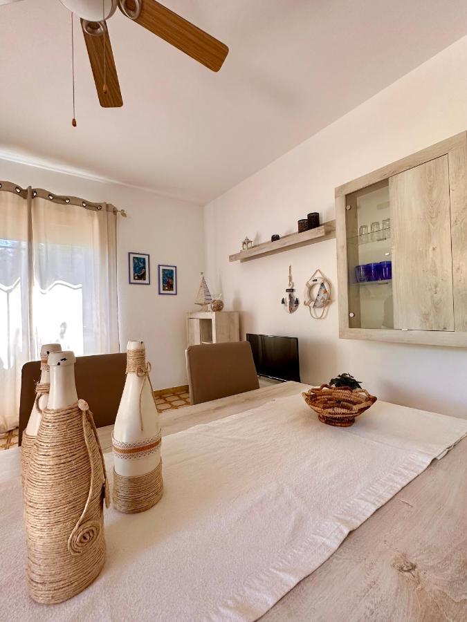 Вілла Sea Rocks House Ольбія Екстер'єр фото